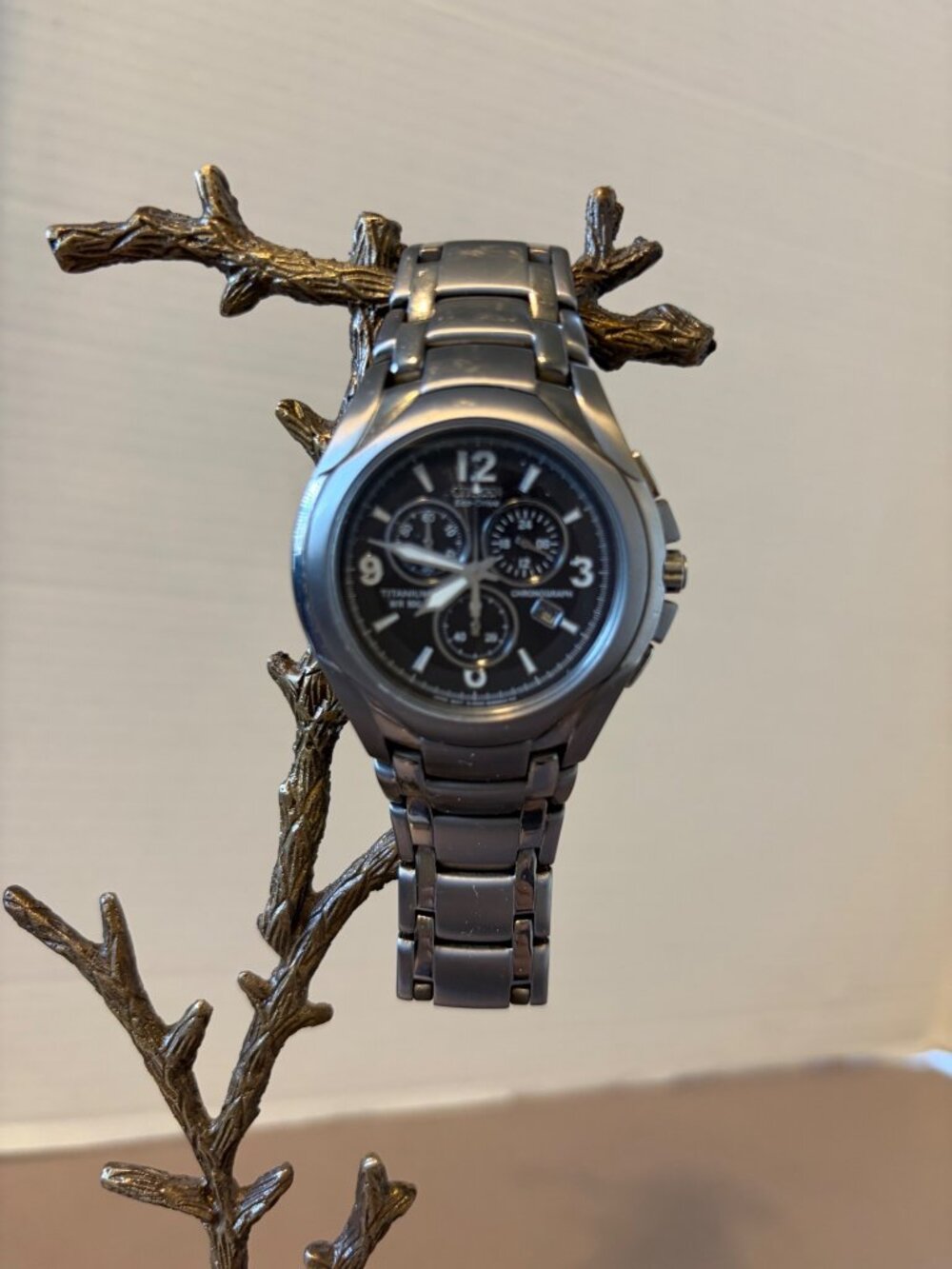 Citizen Eco-Drive Mens Chronograph Watch Titanium Band Black Dial WR 100 Date Di